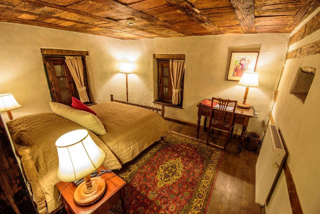 Serena Khaplu Palace Exterior foto